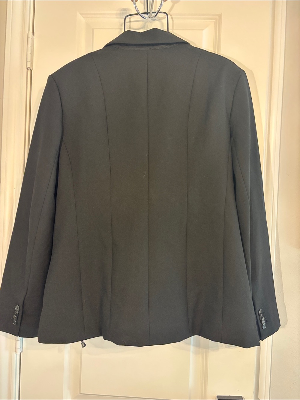 SPANX Women’s Black Two-Button Closure Tailored Blazer. Business- Casual. Large - Picture 3 of 11